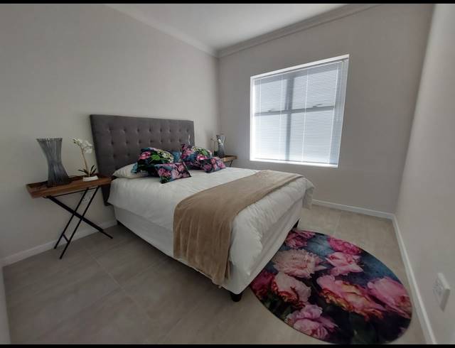 2 BEDROOM APARTMENT SOLD IN PROTEA HEIGHTS